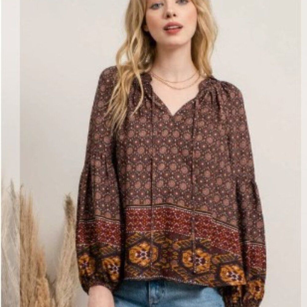 NWT Blu Pepper Boho Blouse size Small Pullover Peasant Festival Flowy Chic Top